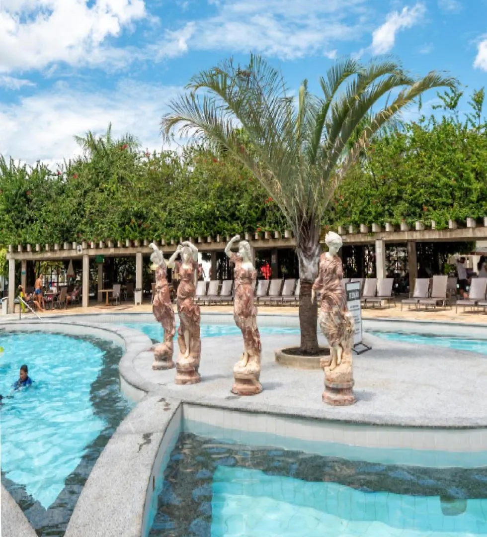 Apto Completo Com Parque Aquatico 24 Horas Lacqua Diroma Caldas Novas Apartment